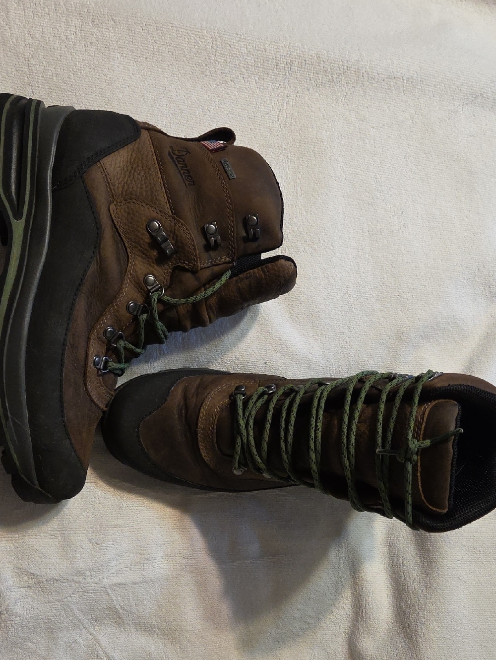 Danner Crag Rat Brown and Black Men's Hiking Boots Size 10 EE
